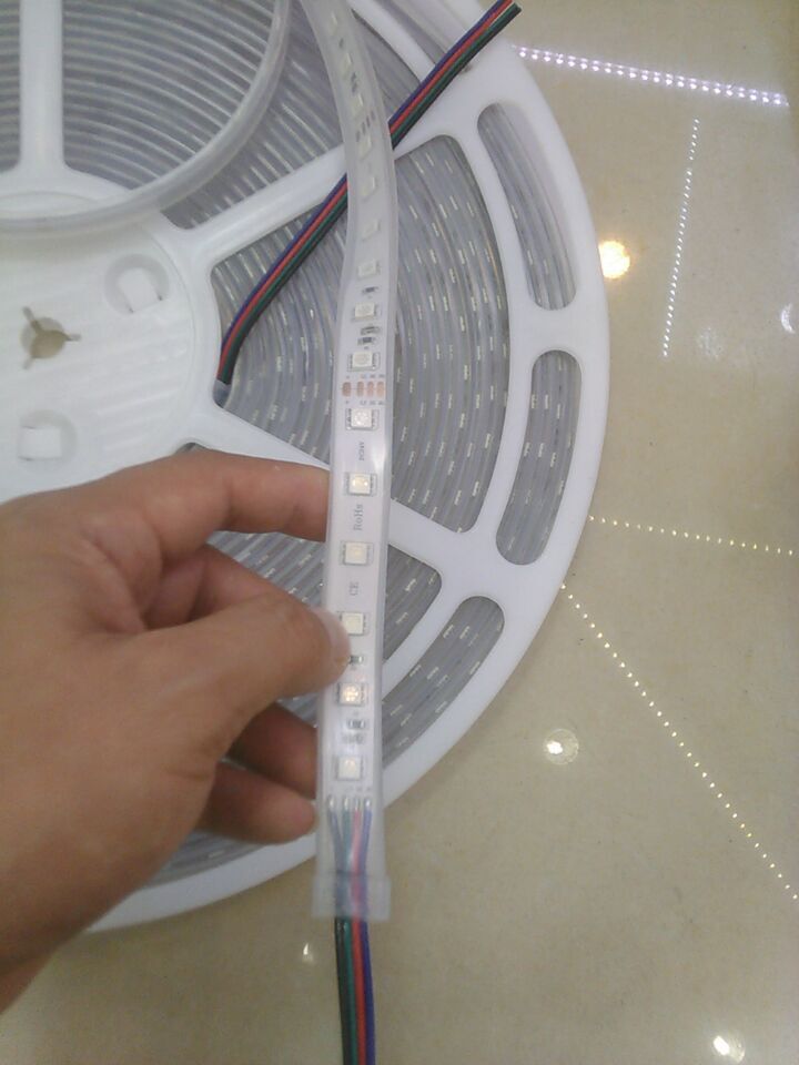 24V_20M_RGB_LED_Strip_1