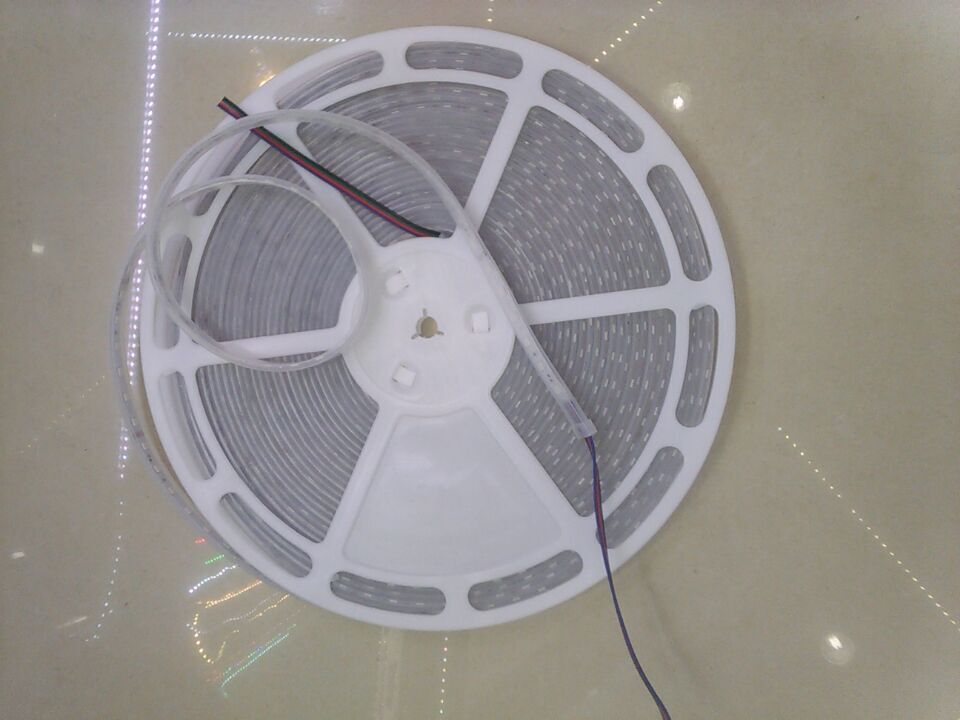 24V_20M_RGB_LED_Strip_2